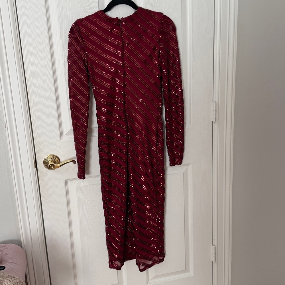 GODDIVA London Burgundy Sequin Twist-Front Long Sleeve Dress uk8/small - Picture 3 of 3